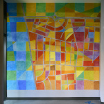 Malarstwo ścienne przedstawiające rzut Saskiej Kępy. Całość kolorowa w żywej tonacji.